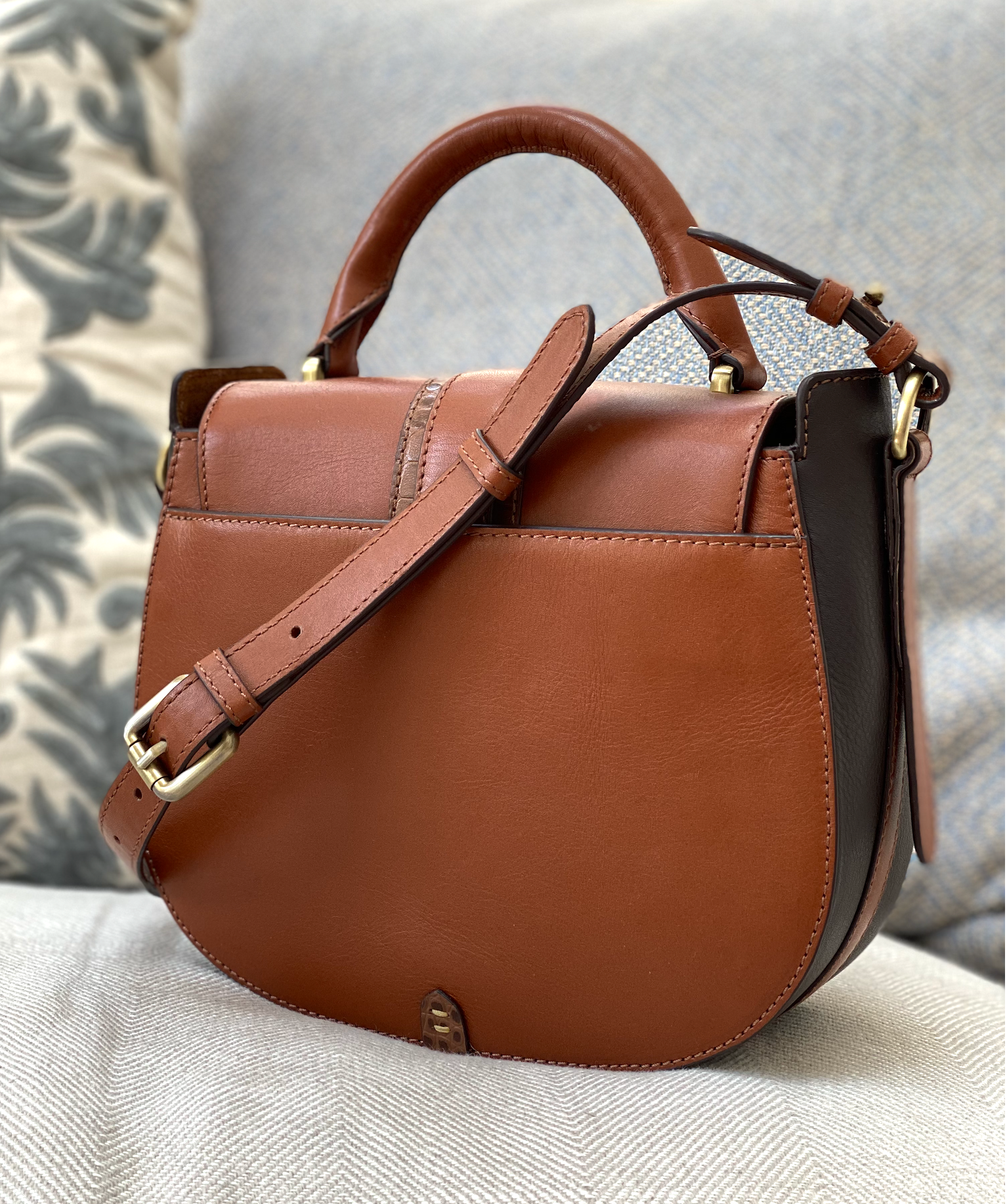 Belton Saddle Bag in Tan Leather with Adjustable & Detachable Shoulder Strap
