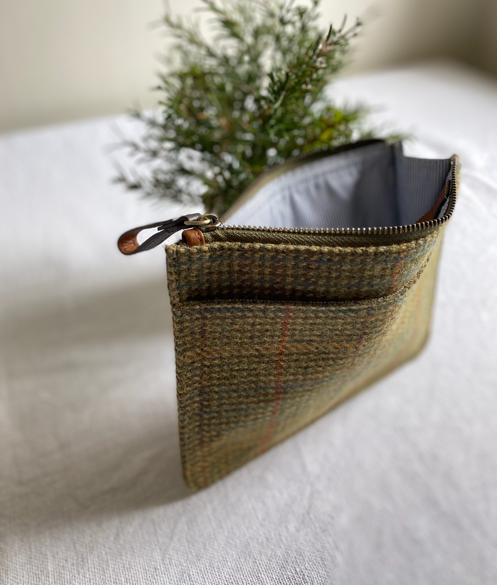 Nettleham Zipped Pouch in Green Tweed With Croc Leather Trim