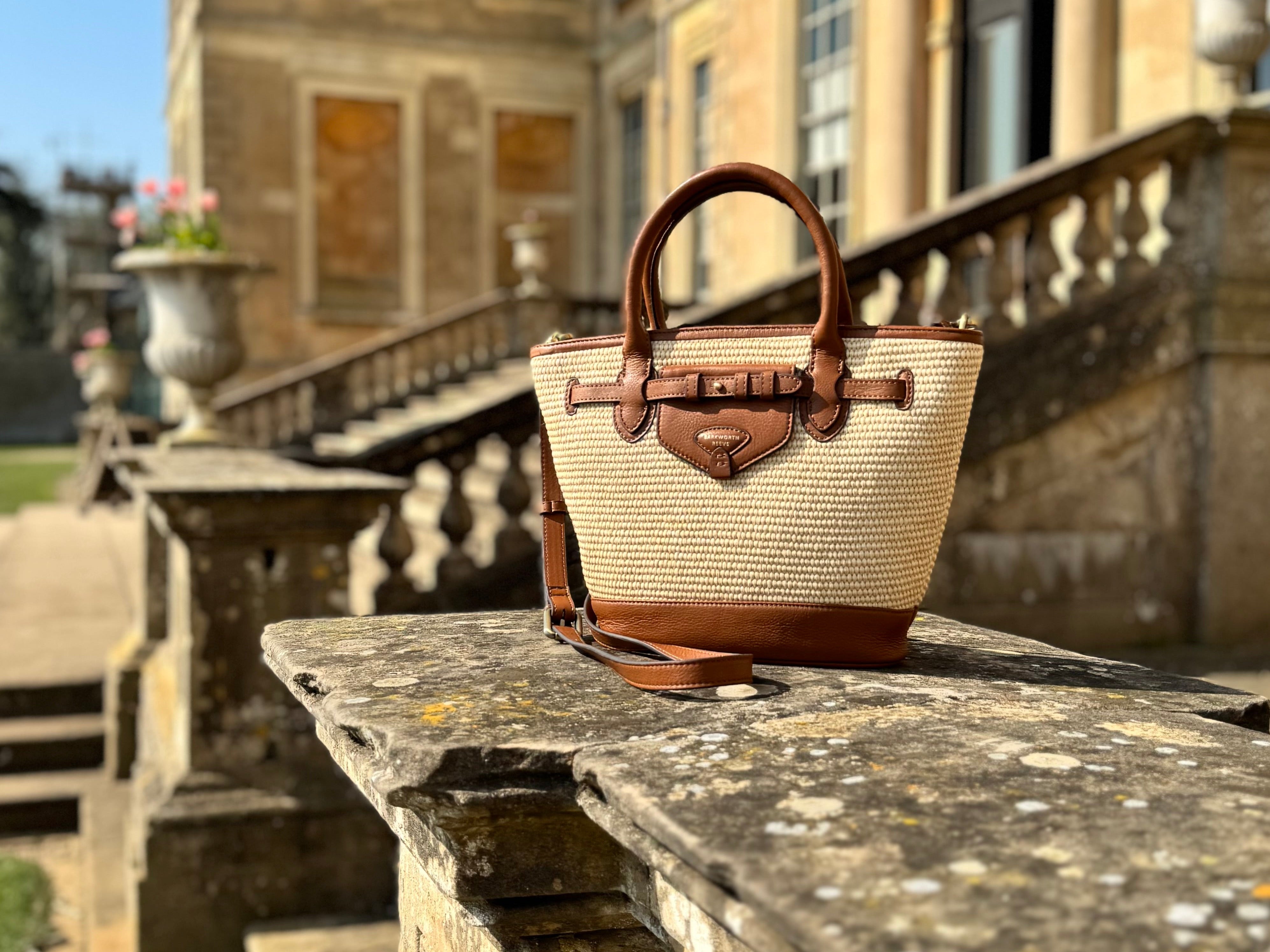 Natural Summer Materials: Linen, Raffia & Canvas Bags That Work | Barkworth Reeve