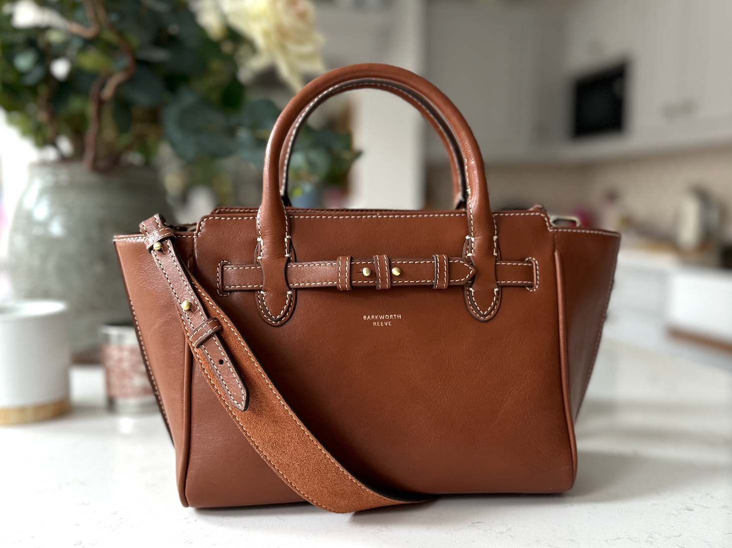Tan Leather Middleton handbag by Barkworth Reeve in a country kitchen