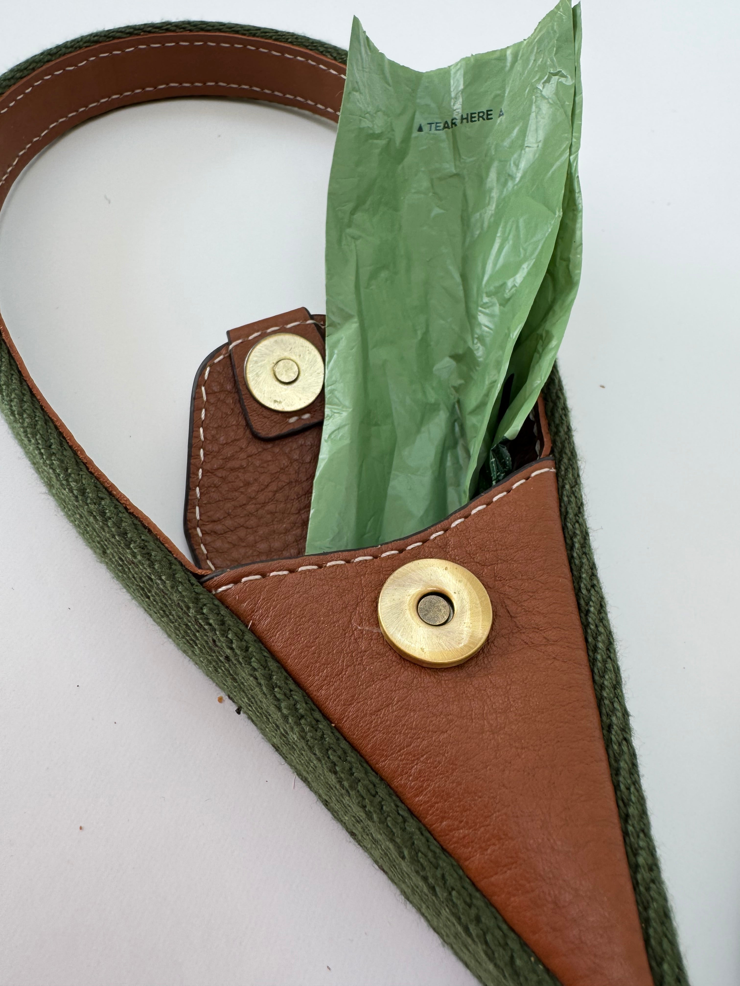 Slip Lead In Olive Green & Tan Leather with Intergrated Poo Bag Holder