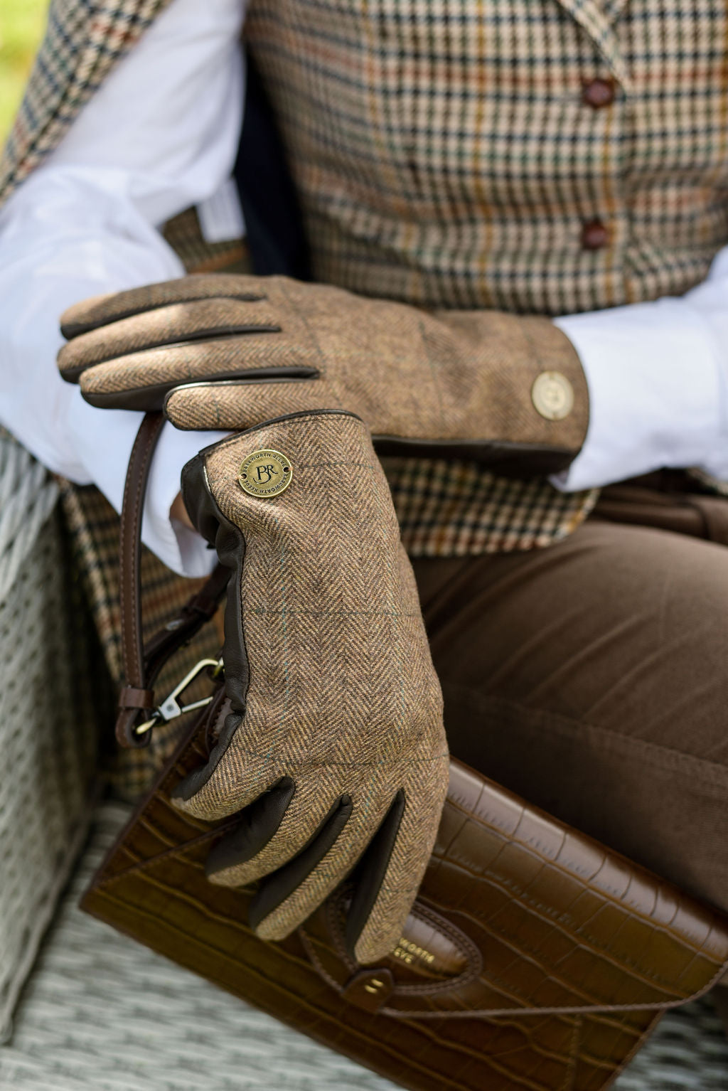 Ladies Tweed & Leather Gloves with Knitted Cashmere Mix Lining