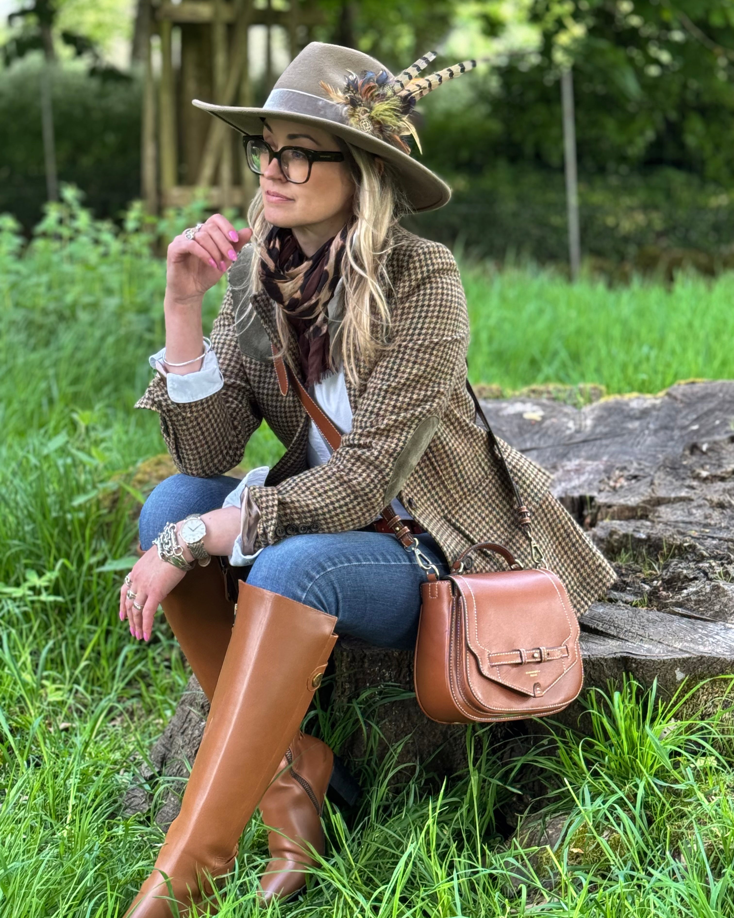 Felperhsam Saddle Bag in Tan Polished Estate Leather