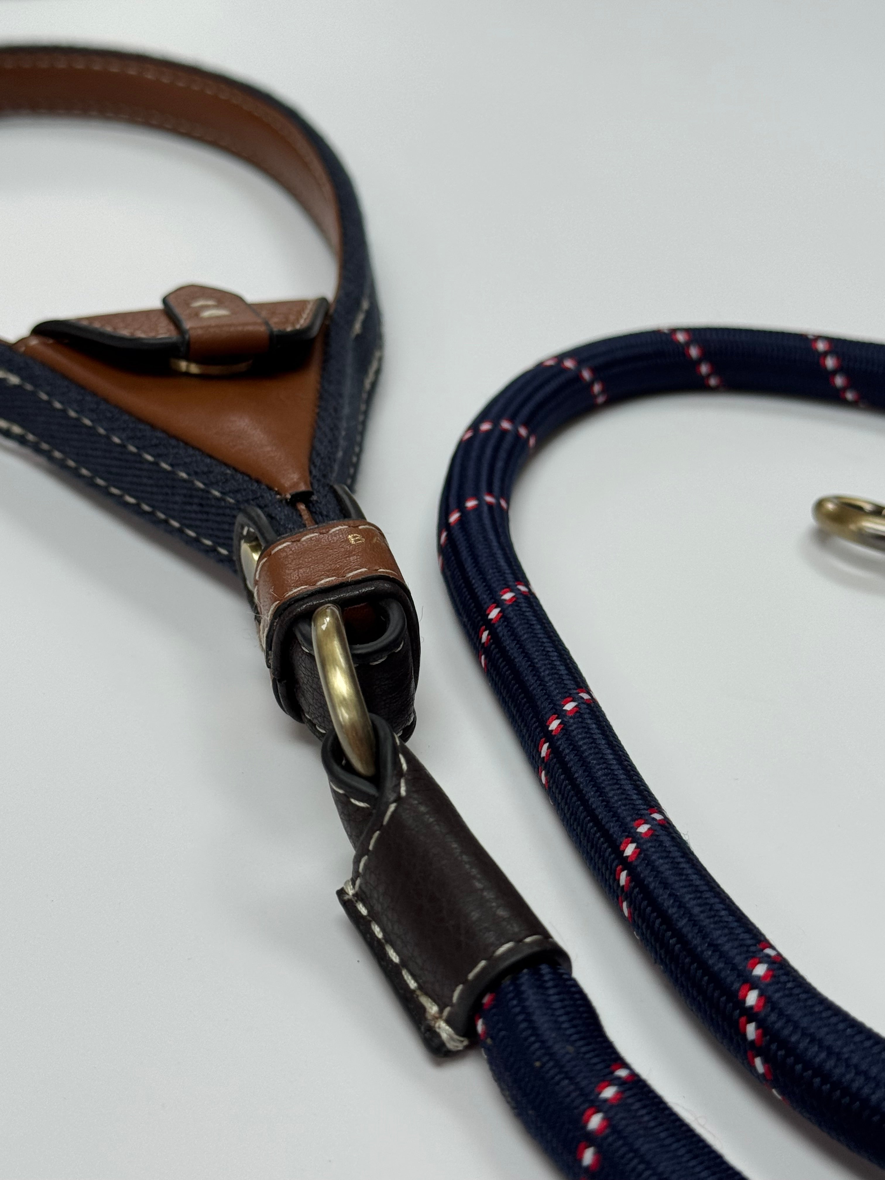 Clip Dog Lead In Navy & Tan Leather with Intergrated Poo Bag Holder