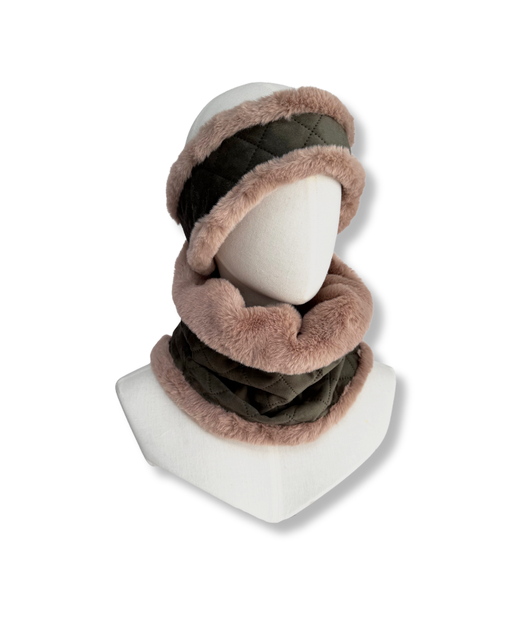 Wilding Reversible Velvet & Faux Fur Snood in Olive & Fawn