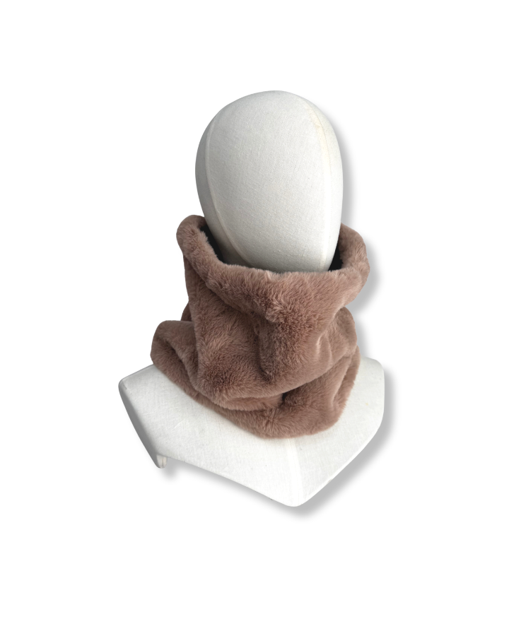 Wilding Reversible Velvet & Faux Fur Snood in Olive & Fawn