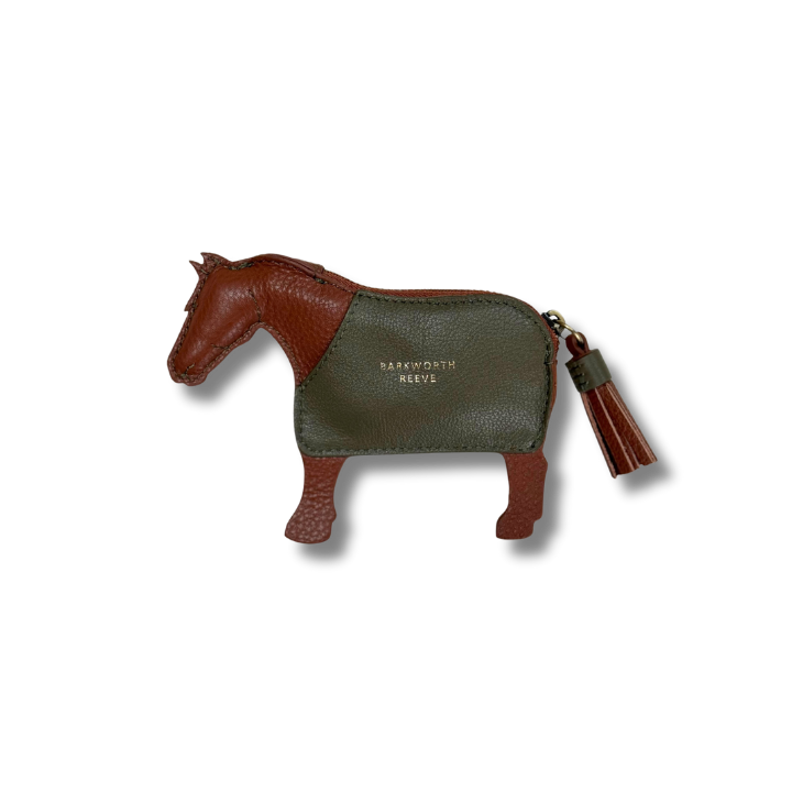 chectnut pony purse with green coat and a matching chestnut tail