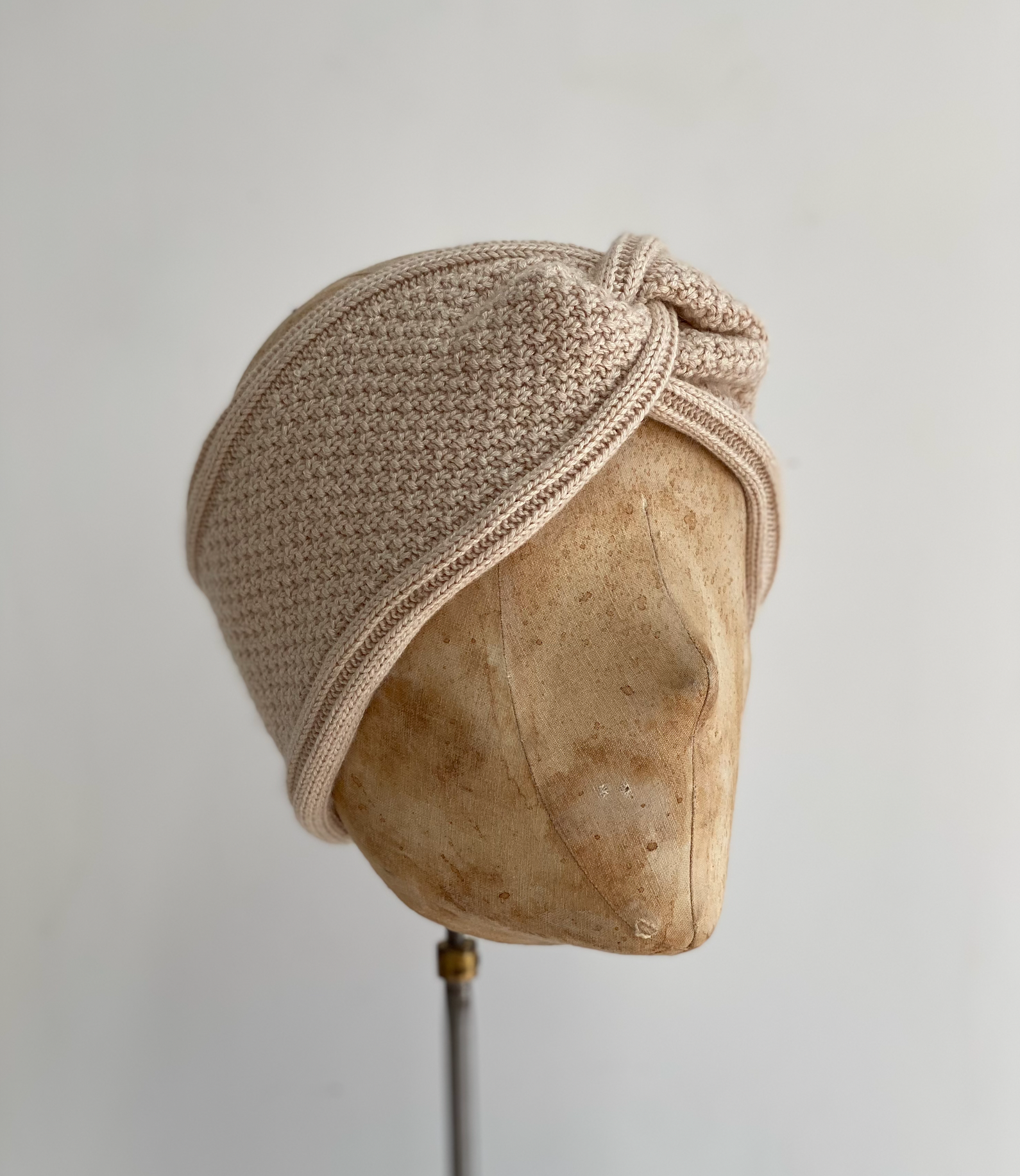 Knitted Cream Headband in Cashmere Mix Yarn