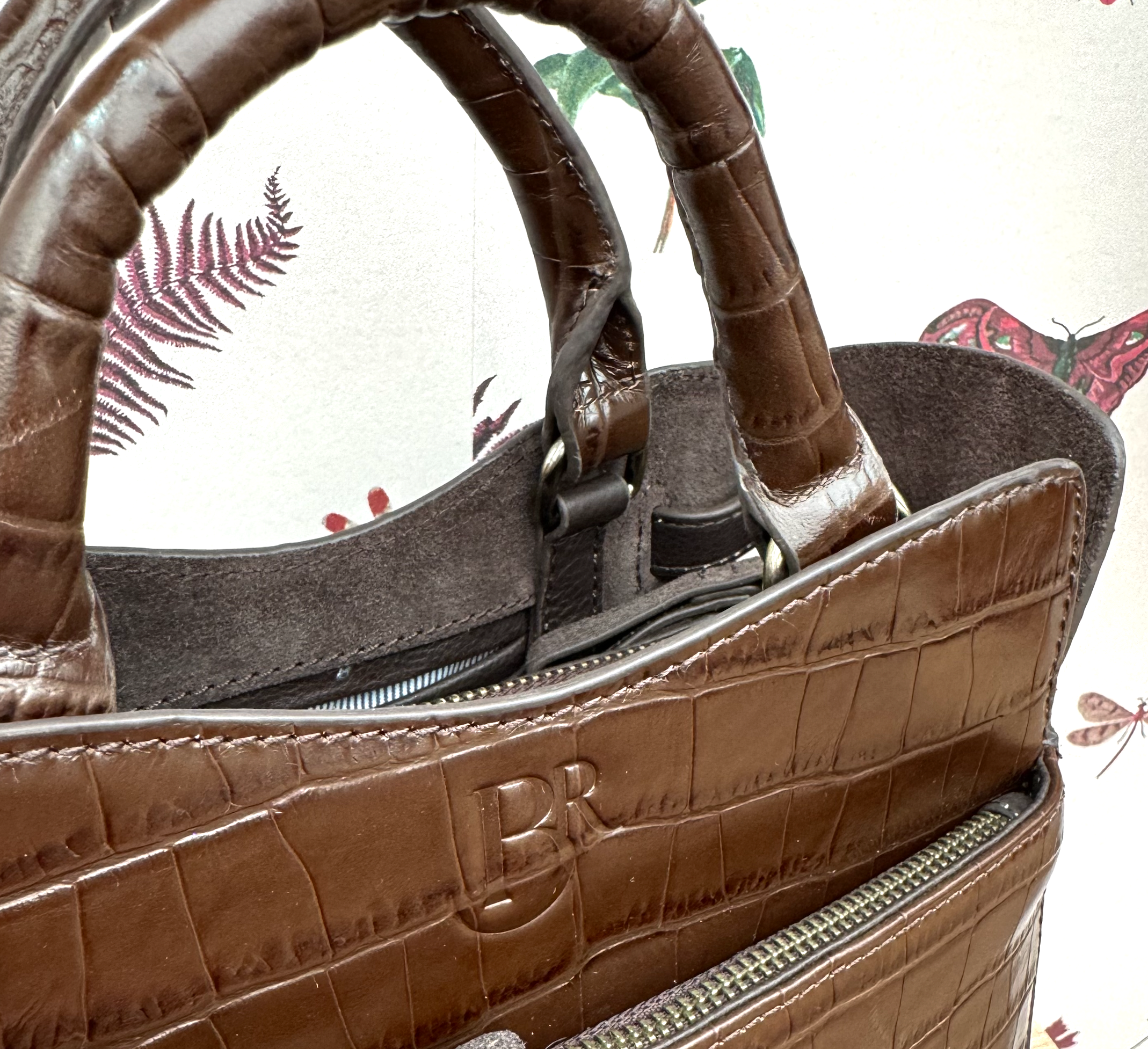 Ambridge Chocolate Leather Handheld Bag