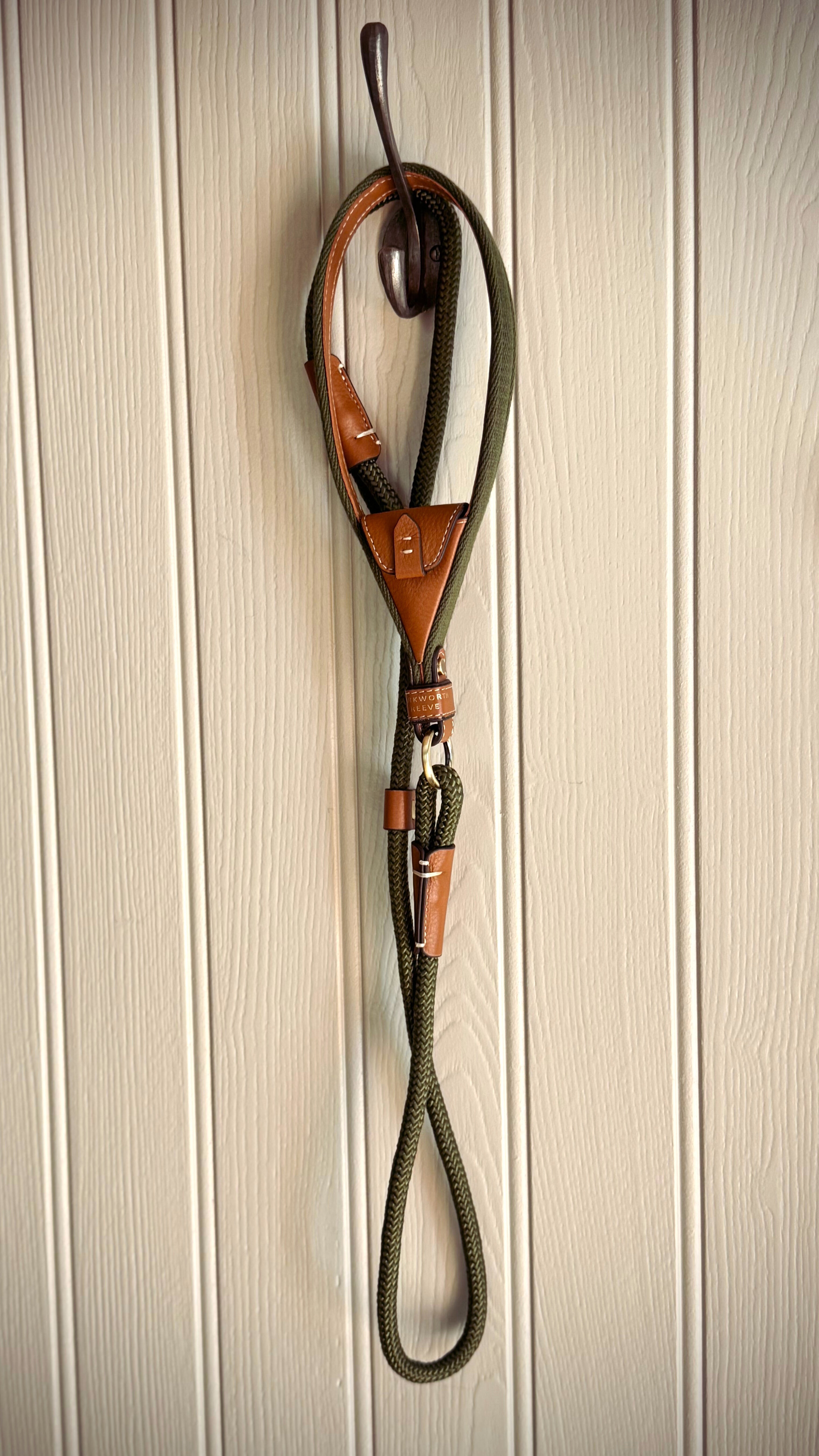 Slip Lead In Olive Green & Tan Leather with Intergrated Poo Bag Holder