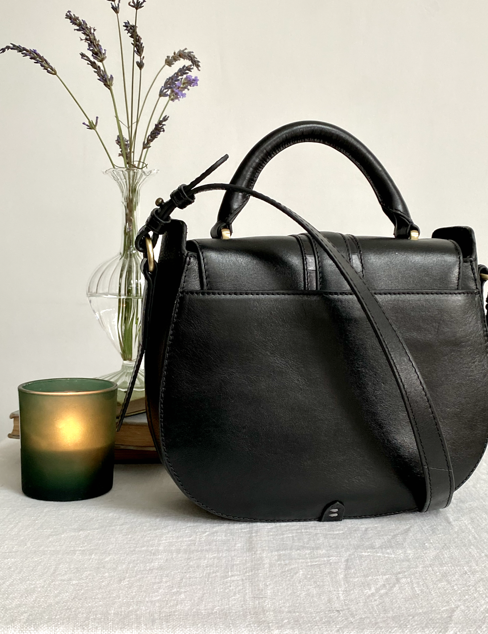 Belton Saddle Bag in Black Leather with Adjustable & Detachable Shoulder Strap