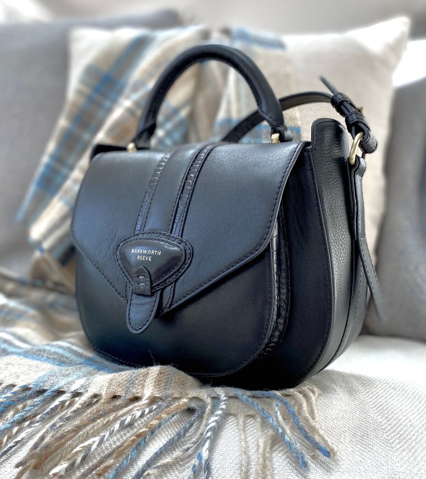 Belton Saddle Bag in Black Leather with Adjustable & Detachable Shoulder Strap