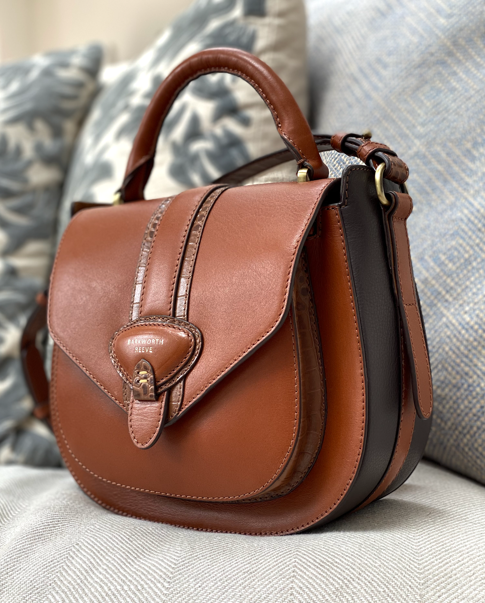 Belton Saddle Bag in Tan Leather with Adjustable & Detachable Shoulder Strap