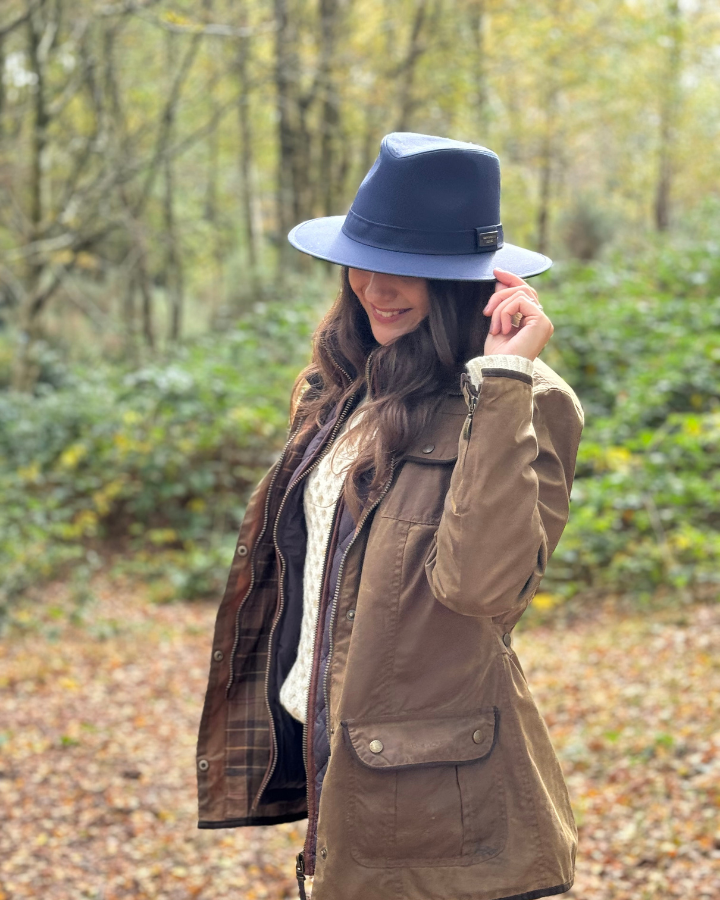 Thimbley Waxed Fedora in Navy Blue