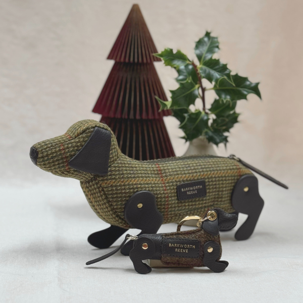 Sausage Dog Gift Set: Leather Keyring & Zipped Case in Tweed